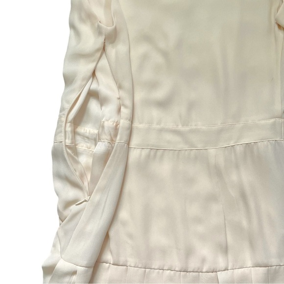 NWT Lovers & Friends Sophistication Cream Collared Pleated Mini Dress sz S - Picture 7 of 16